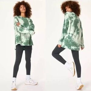 Sweaty Betty Simhasana Sweatshirt, Marina Green Tie Dye Print, Size s